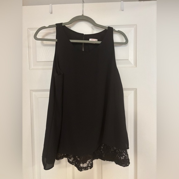 Xhilaration Layered Lace Blouse - Picture 1 of 3